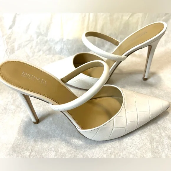 Michael Kors leather White Pointed stiletto Heels. - Picture 4 of 8